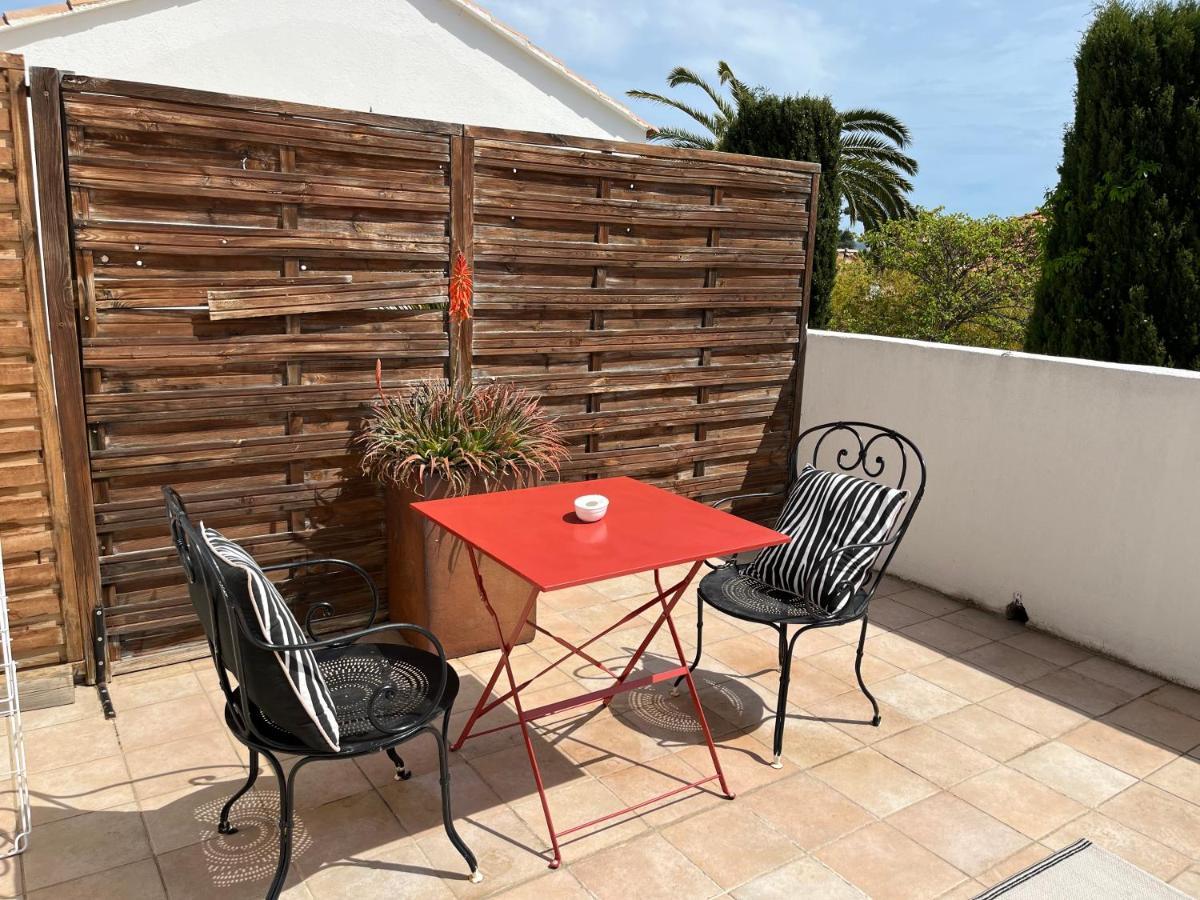 Hotel Le Synaya Sanary-sur-Mer Exterior foto