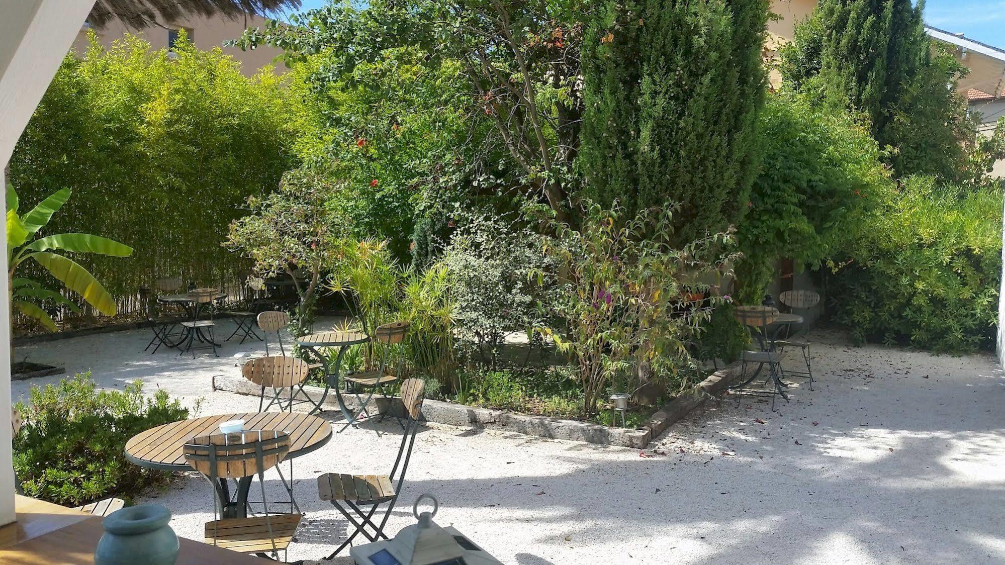 Hotel Le Synaya Sanary-sur-Mer Exterior foto